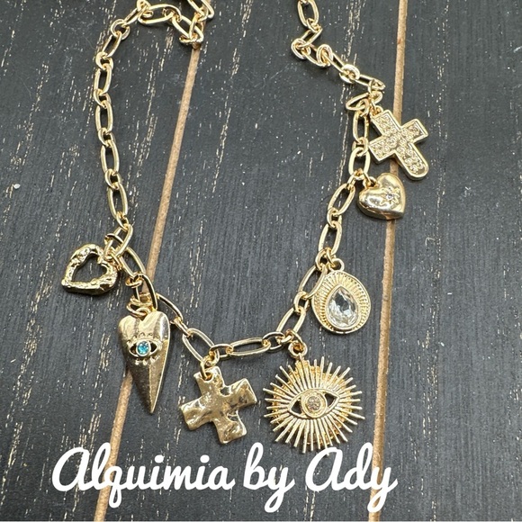 Multi charms Statement short Necklace - Picture 1 of 1